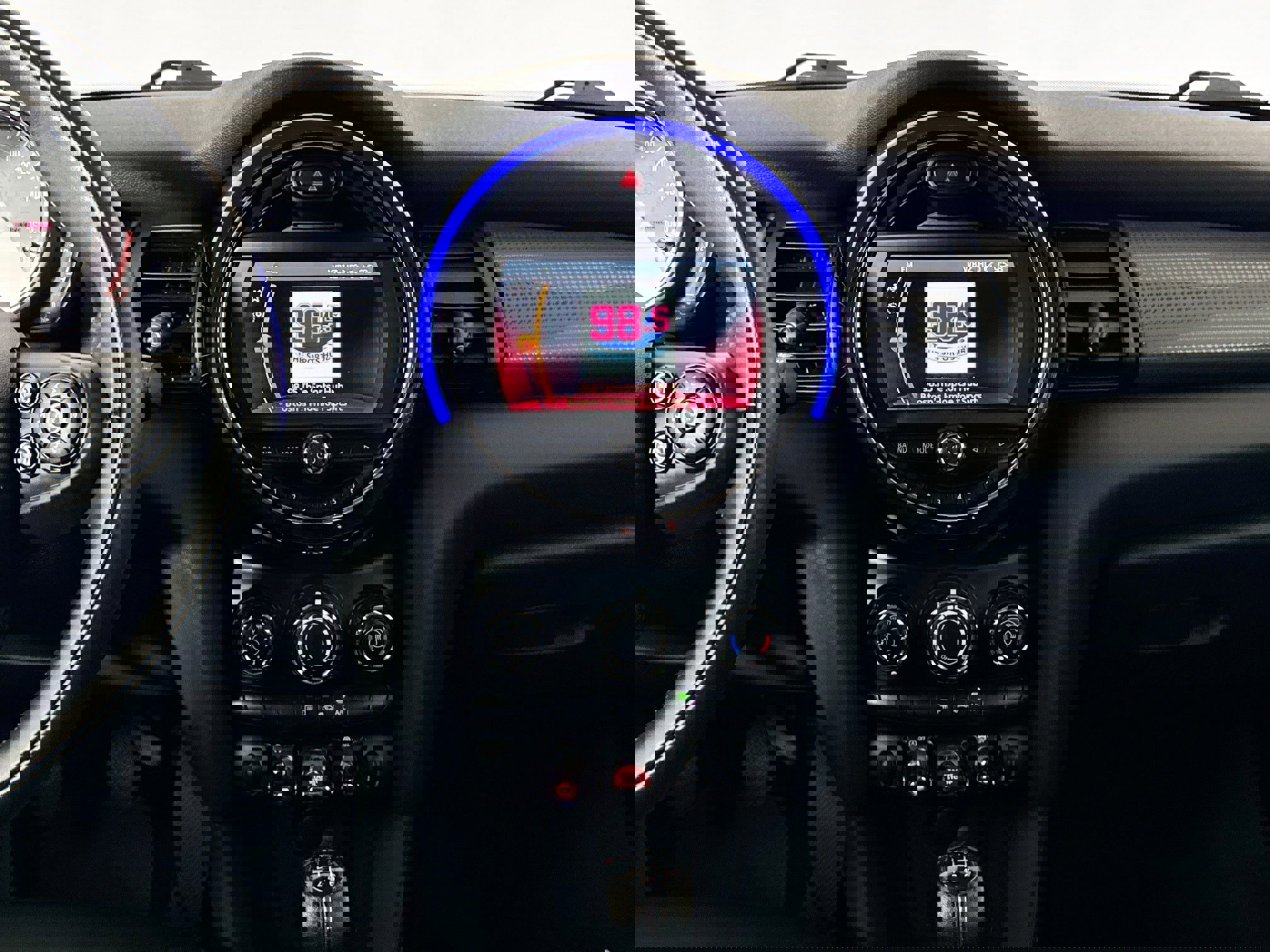 Used 2019 MINI Cooper 2-Door Hardtop image 25