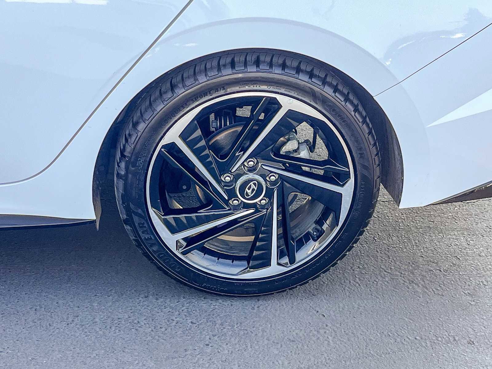 Used 2022 Hyundai Elantra N Line w/ Cargo Package image 10