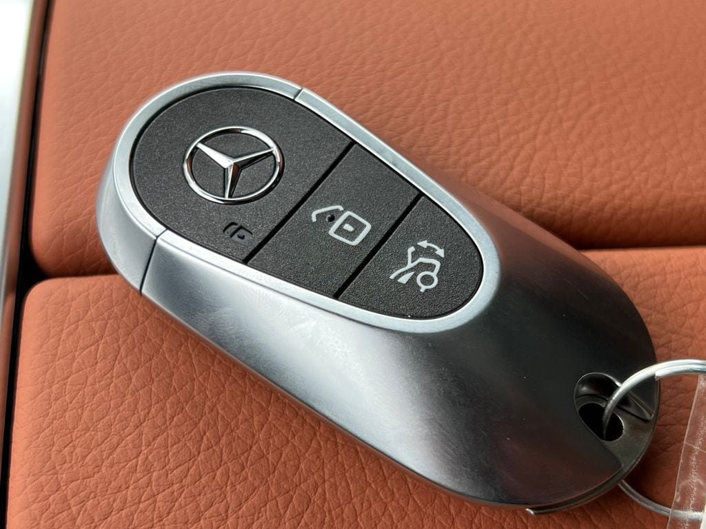 New 2027 Mercedes-Benz GLC 300 4MATIC image 29