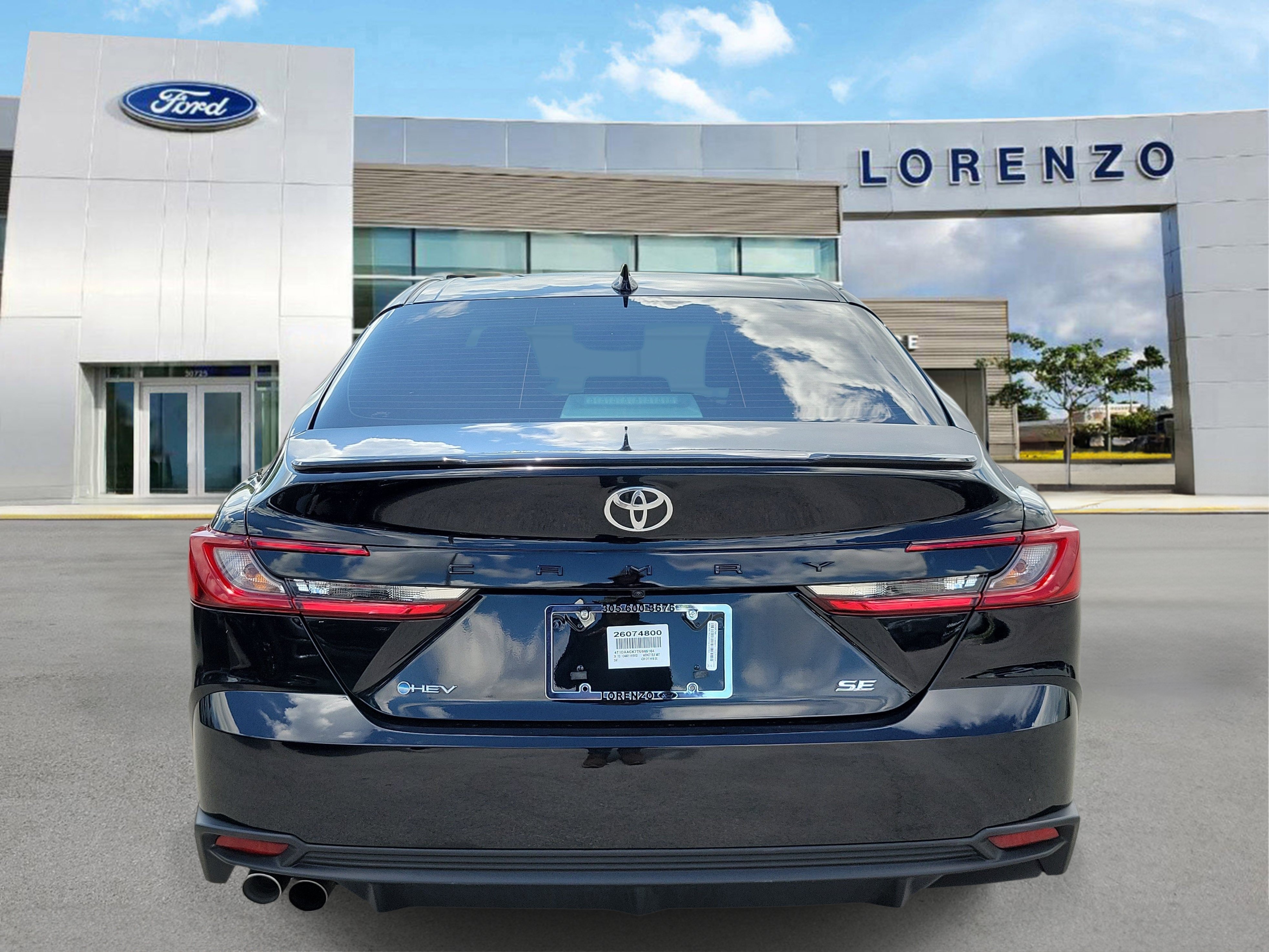 Used 2026 Toyota Camry SE FWD image 6