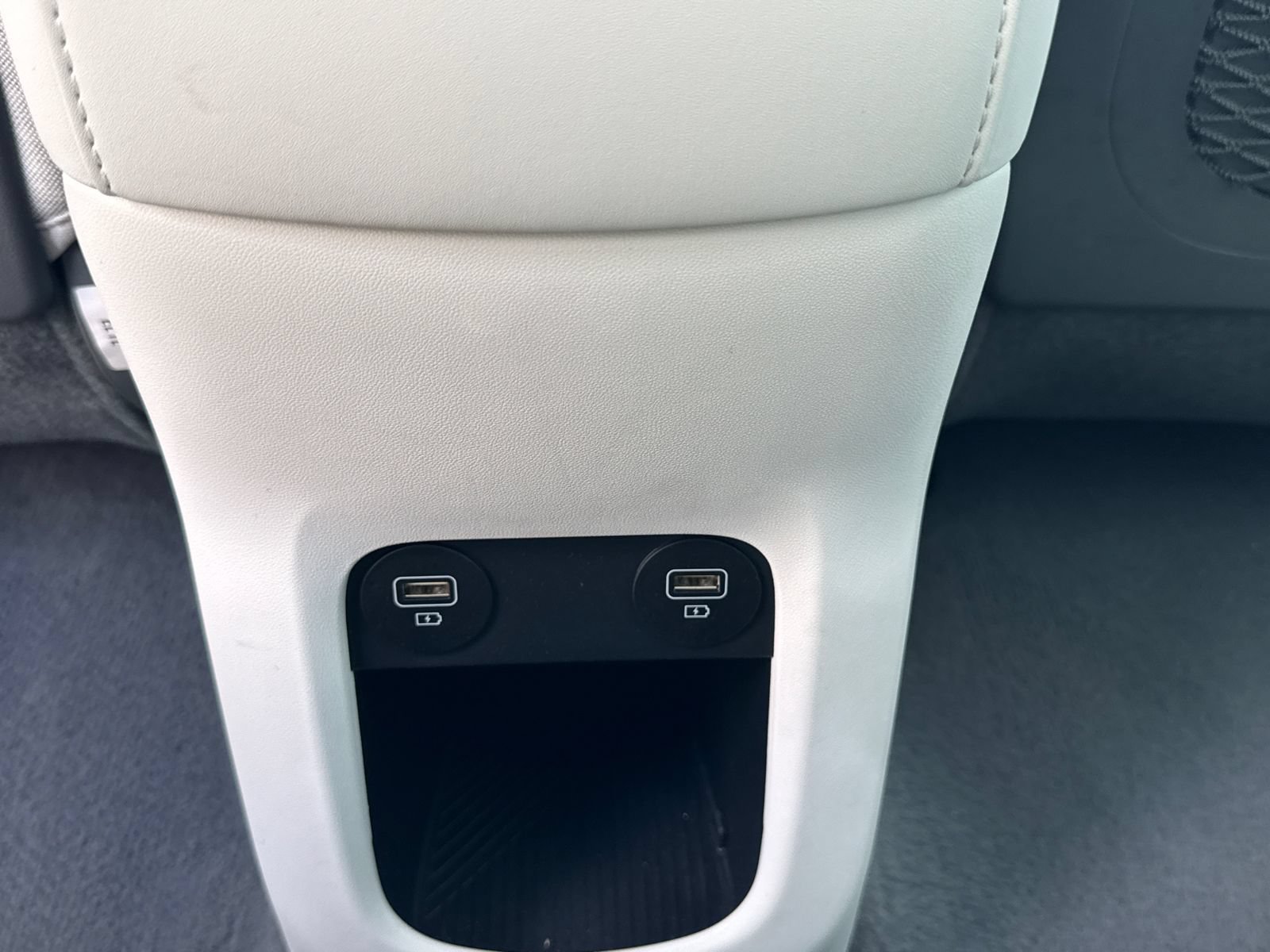 Used 2024 Hyundai Ioniq 5 Limited AWD/4WD image 25