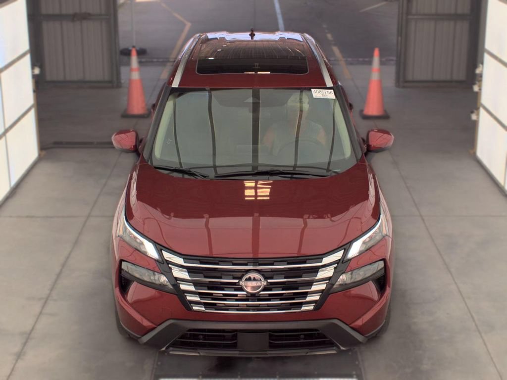 Certified 2025 Nissan Rogue SV w/ SV Premium Package FWD image 3