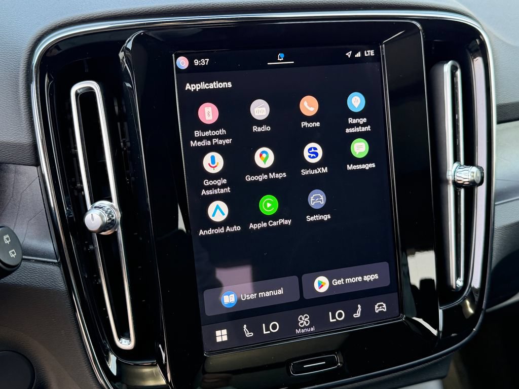 Certified 2023 Volvo XC40 Recharge Plus AWD/4WD image 31
