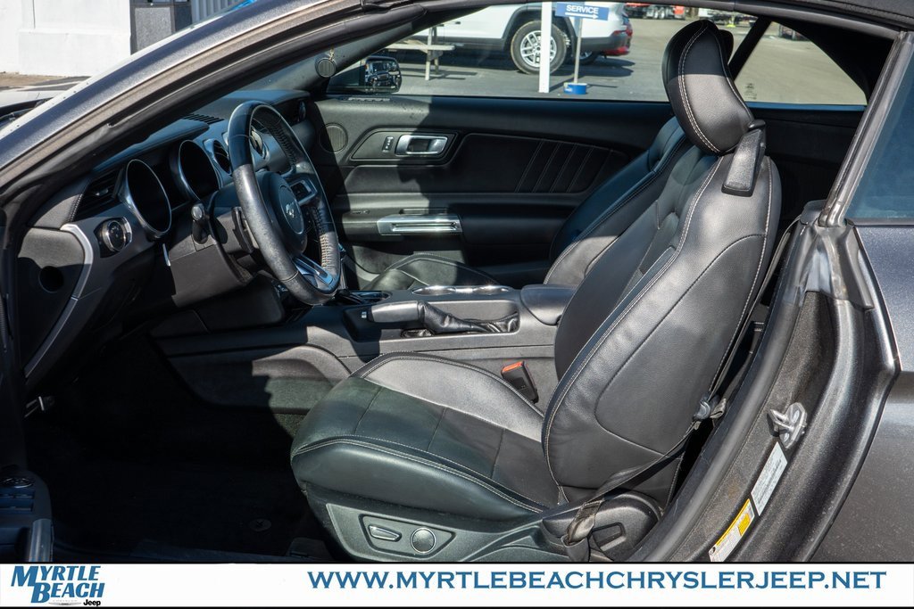 Used 2018 Ford Mustang Premium image 17