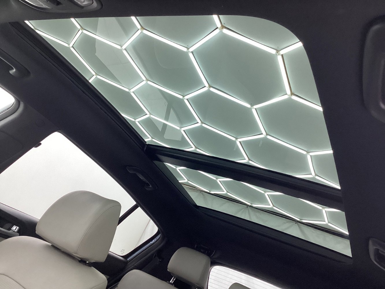 Used 2020 Kia Sportage SX image 42