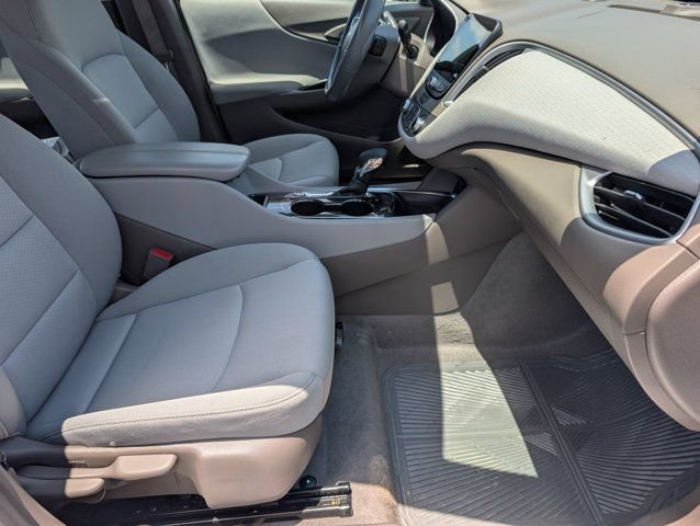 Used 2025 Chevrolet Malibu LT FWD image 26