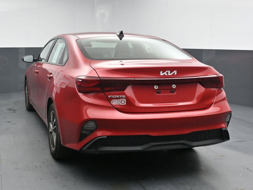 Used 2023 Kia Forte LXS FWD image 6