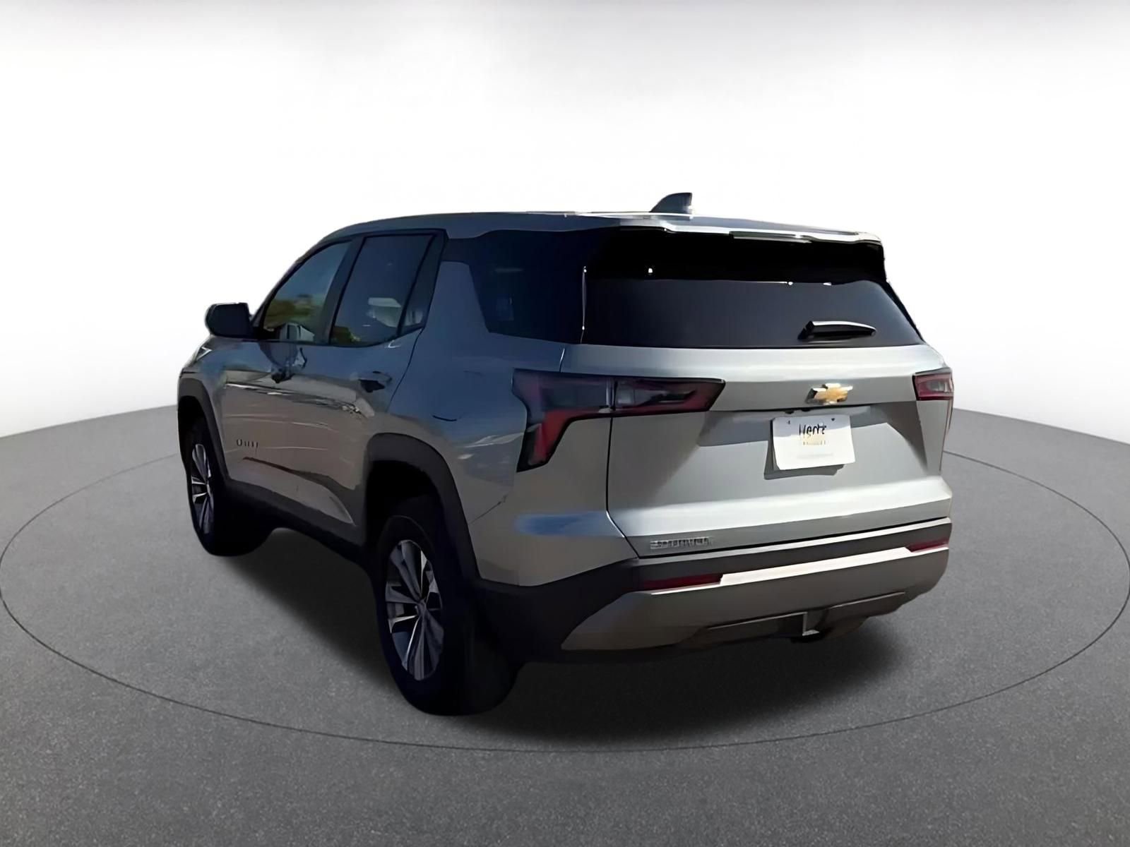 Used 2025 Chevrolet Equinox LT image 14