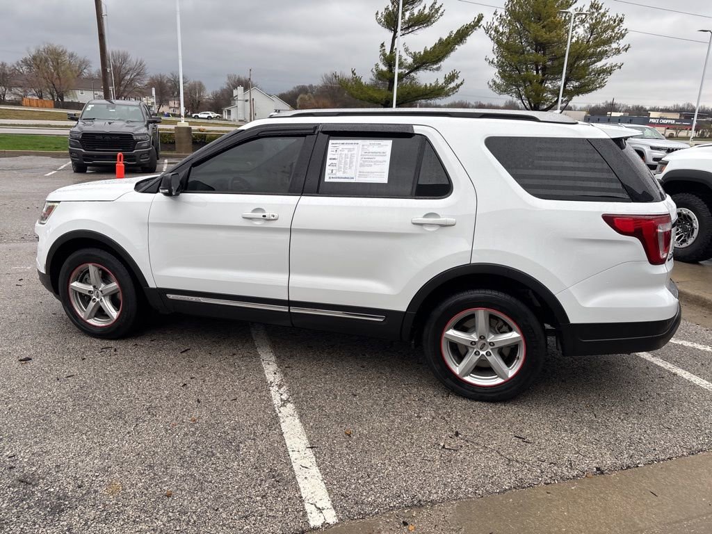 Used 2019 Ford Explorer XLT w/ Equipment Group 201A image 17