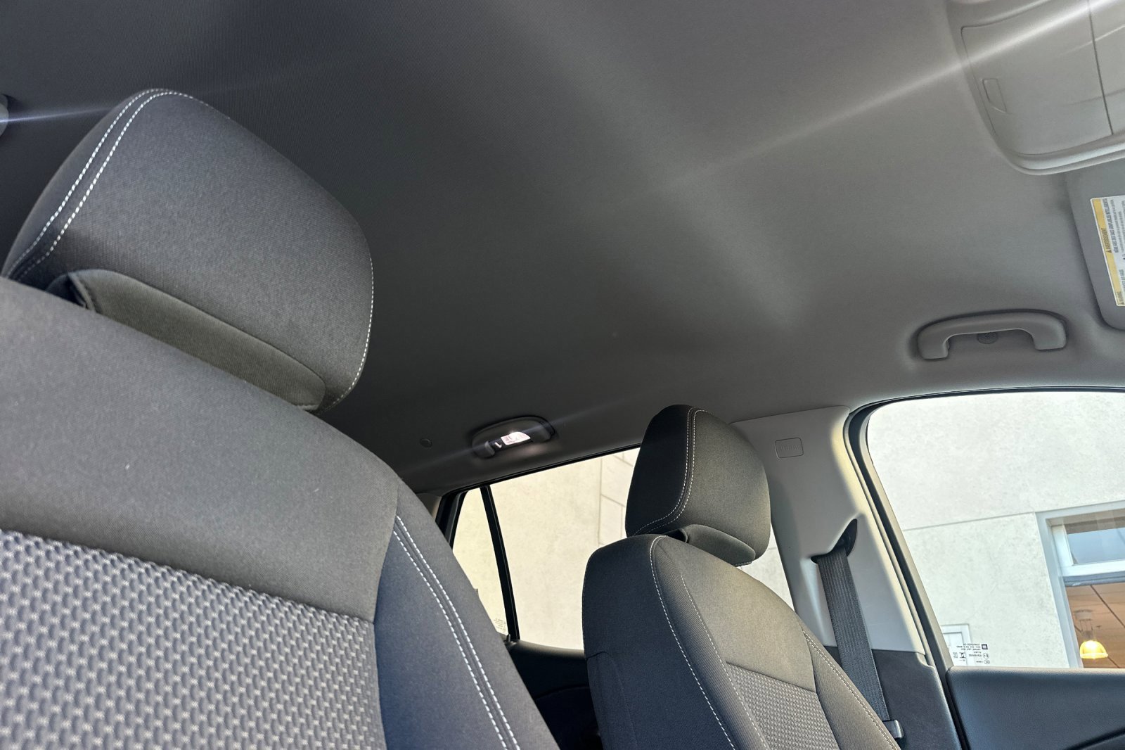 Used 2024 GMC Terrain SLE image 21