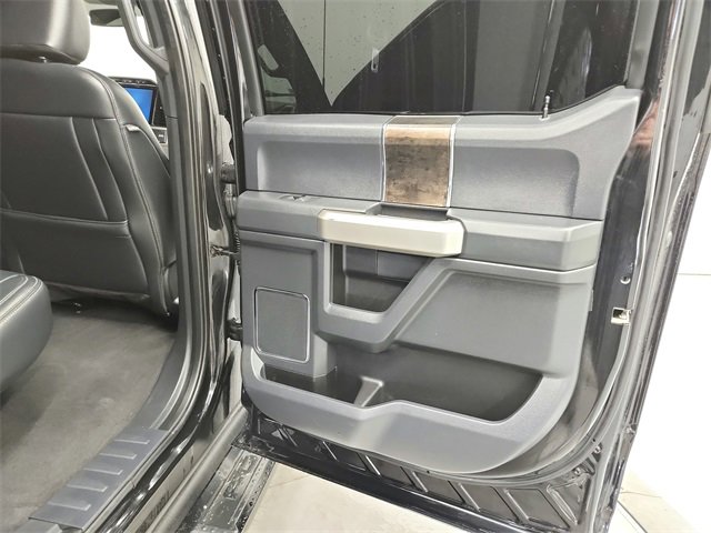 Used 2022 Ford F250 Lariat image 36