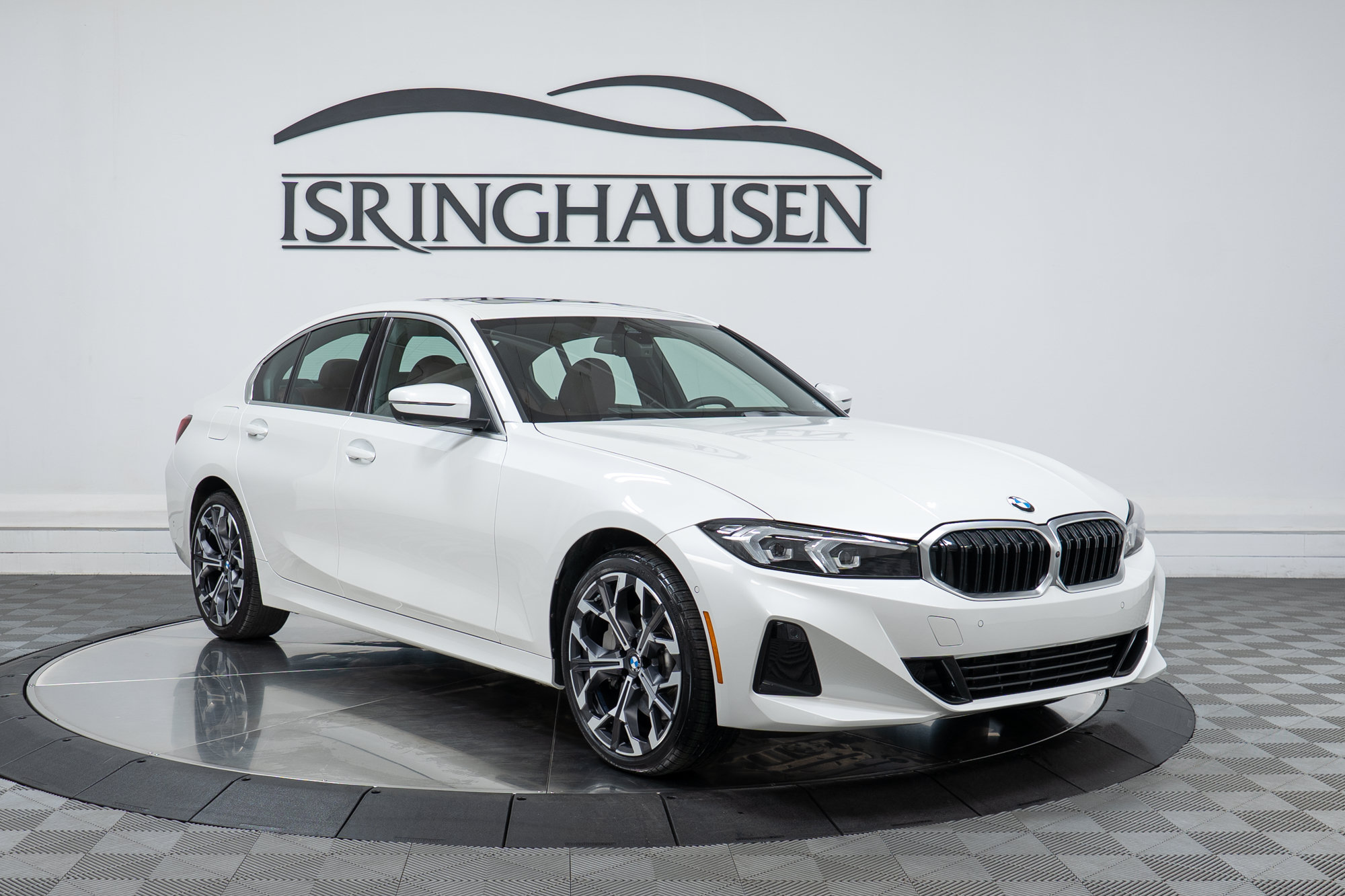 Used 2026 BMW 330i xDrive Sedan AWD/4WD image 3