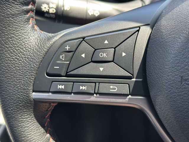 Used 2023 Nissan Kicks SR w/ SR Premium Package FWD image 24