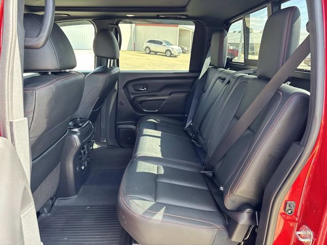 Used 2024 Nissan Titan PRO-4X w/ Pro-4x Convenience Package image 18