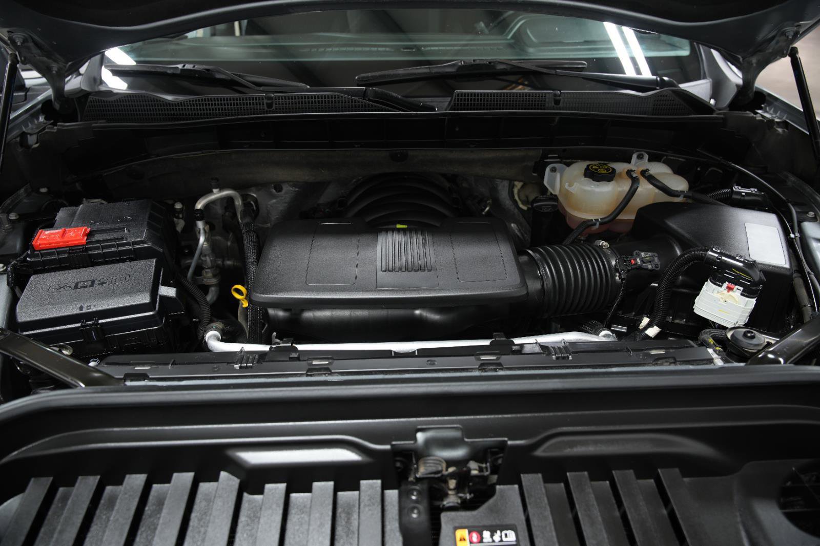 Used 2023 GMC Sierra 1500 SLE w/ Preferred Package image 39