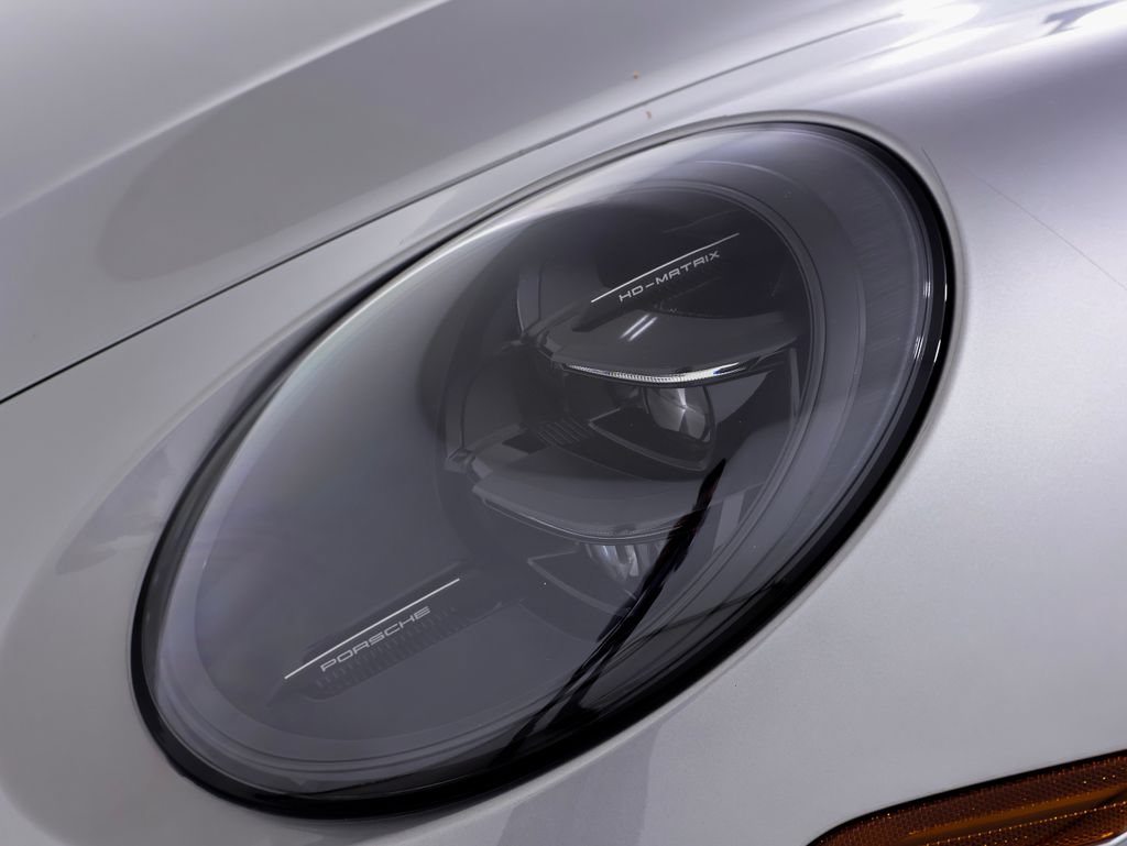 Used 2025 Porsche 911 Carrera GTS RWD image 10