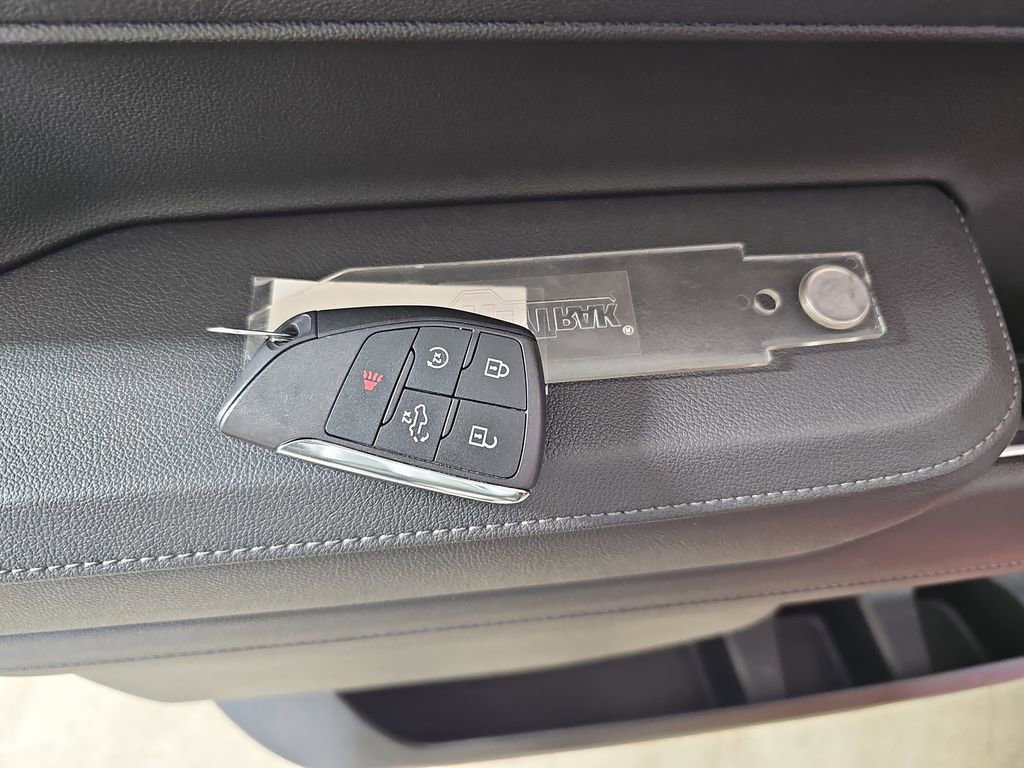 Certified 2026 Chevrolet Silverado 1500 LT image 40