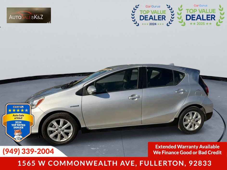 Used 2017 Toyota Prius C Three FWD image 4
