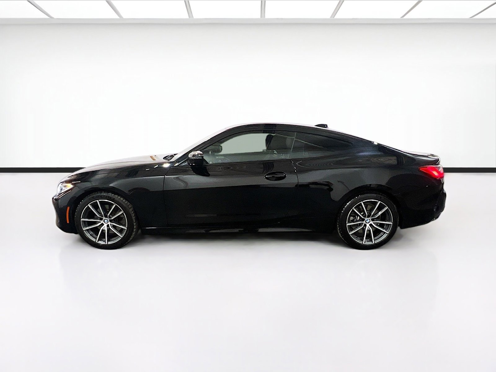 Used 2022 BMW 430i Coupe w/ Convenience Package RWD image 24