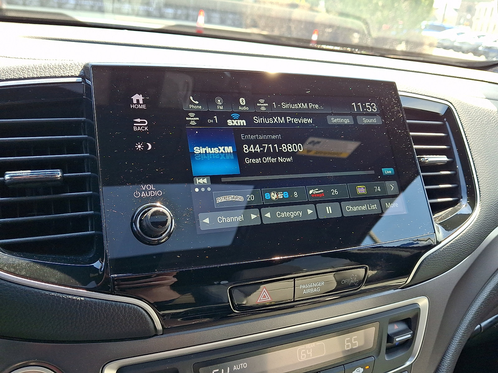 Used 2025 Honda Passport EX-L image 16