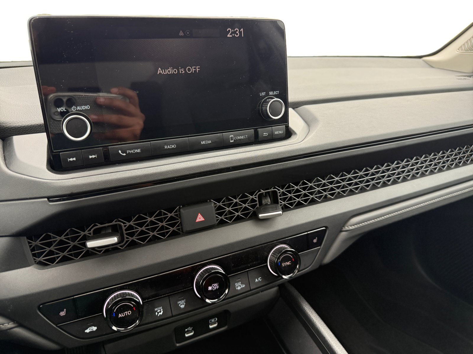Certified 2024 Honda Accord EX image 12