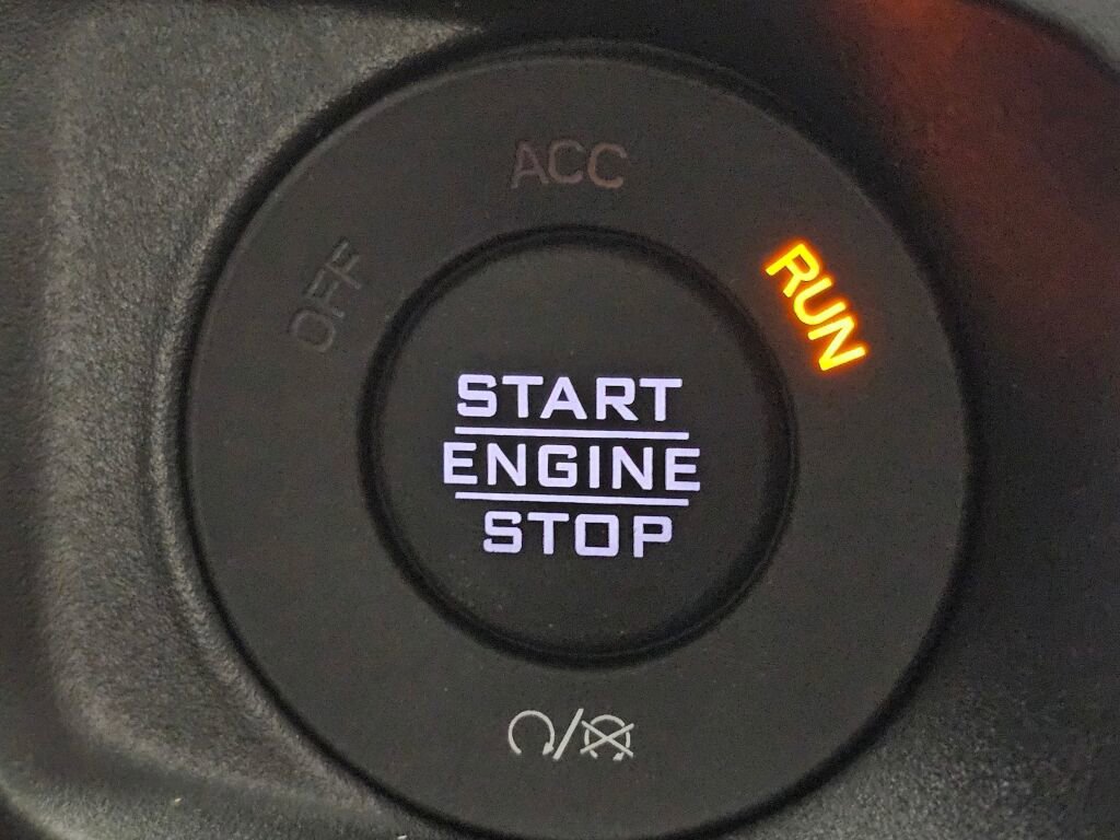 New 2025 Jeep Gladiator Sport image 19