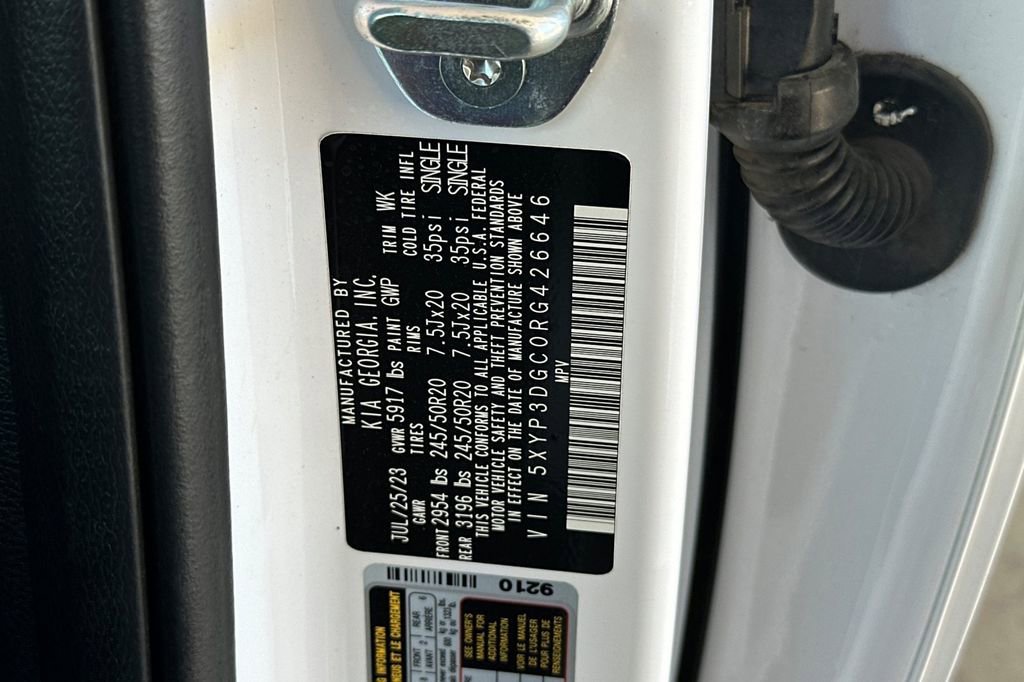 Used 2024 Kia Telluride EX image 32