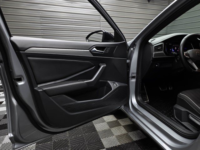 Used 2023 Volkswagen Jetta Sport FWD image 30
