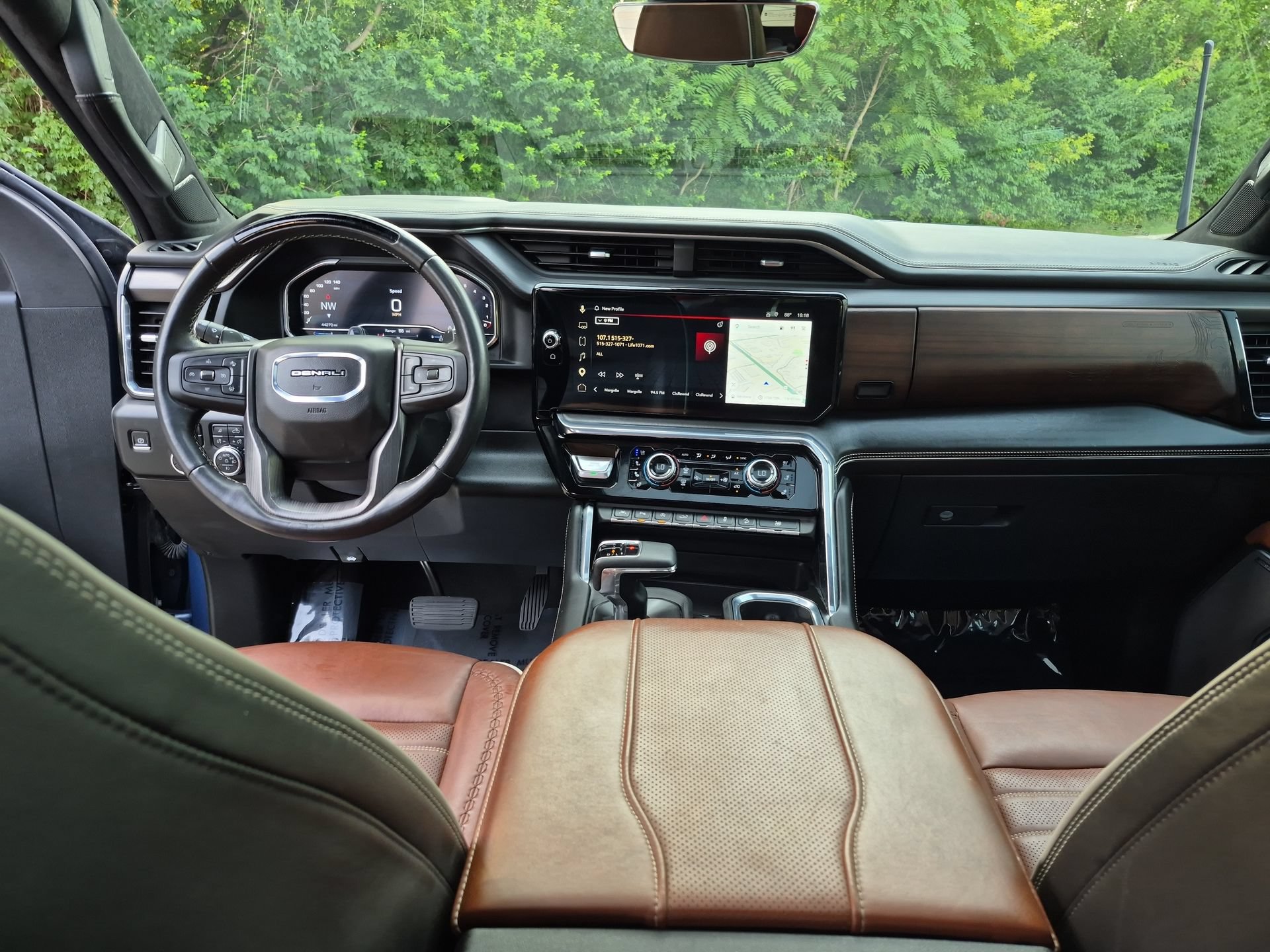 Certified 2024 GMC Sierra 1500 Denali Ultimate AWD/4WD image 22
