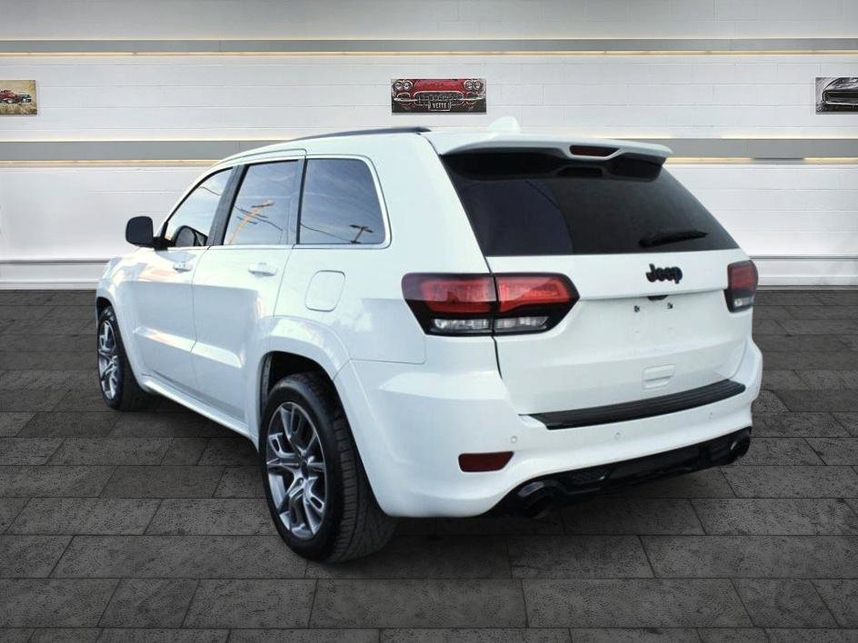 Used 2014 Jeep Grand Cherokee SRT image 5