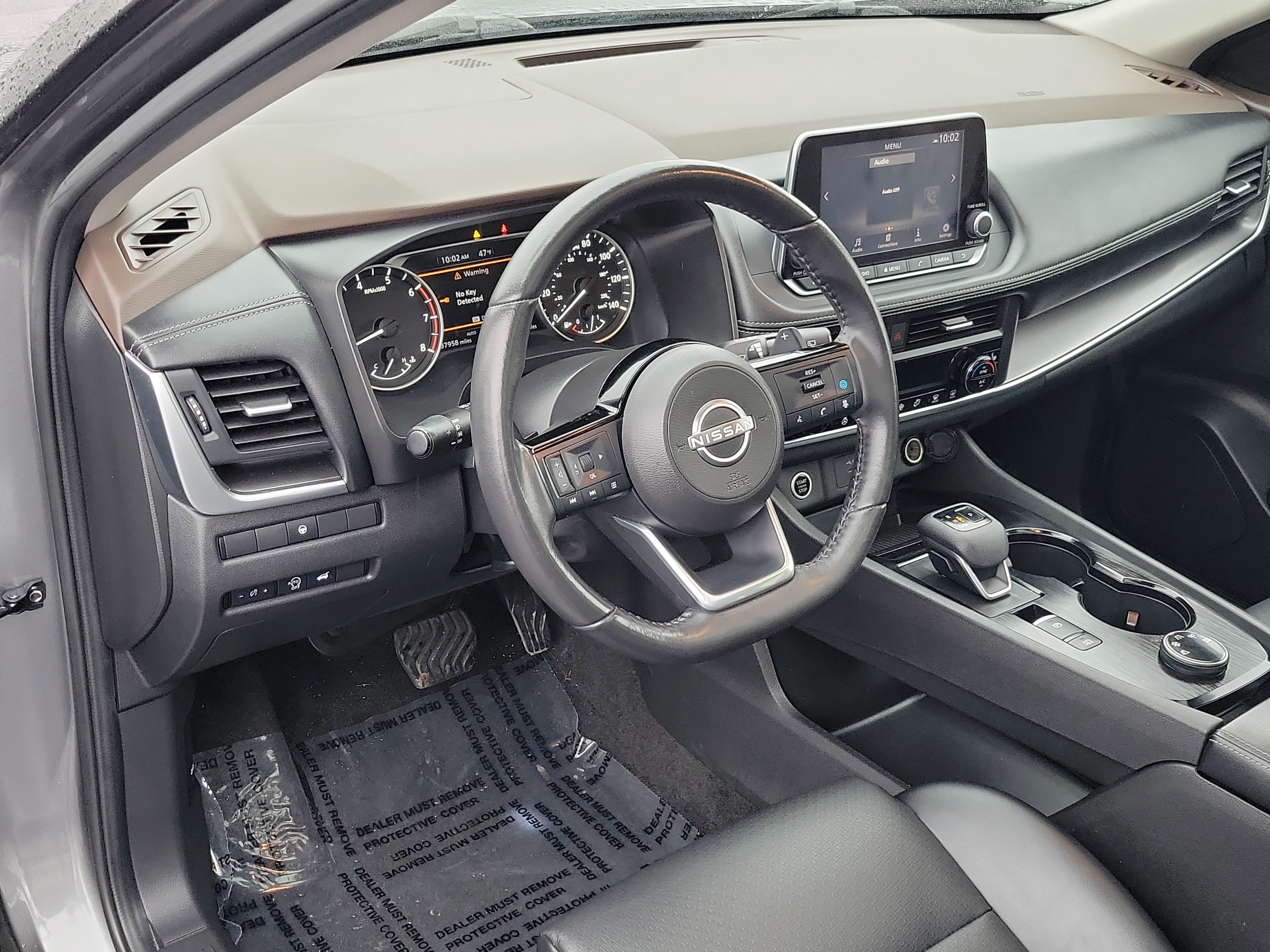 Used 2023 Nissan Rogue SV w/ SV Premium B Package image 16