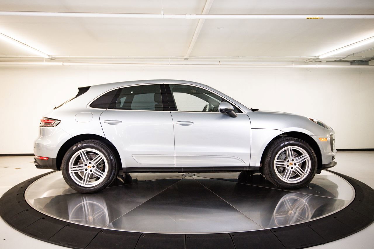 Certified 2020 Porsche Macan S AWD/4WD image 8