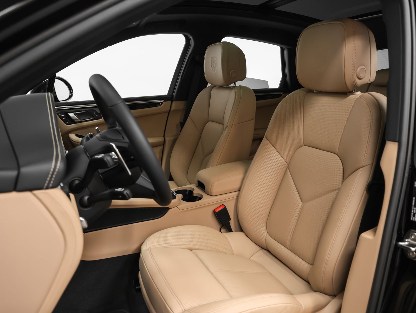 New 2026 Porsche Macan AWD/4WD image 5