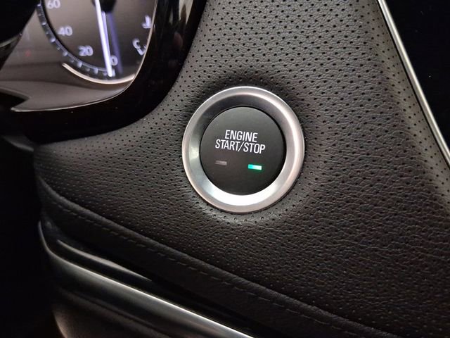 Used 2025 Cadillac XT5 Premium Luxury image 24