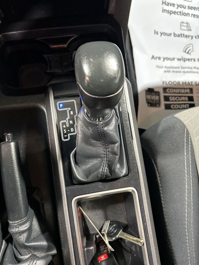 Used 2022 Toyota Tacoma TRD Off-Road image 29