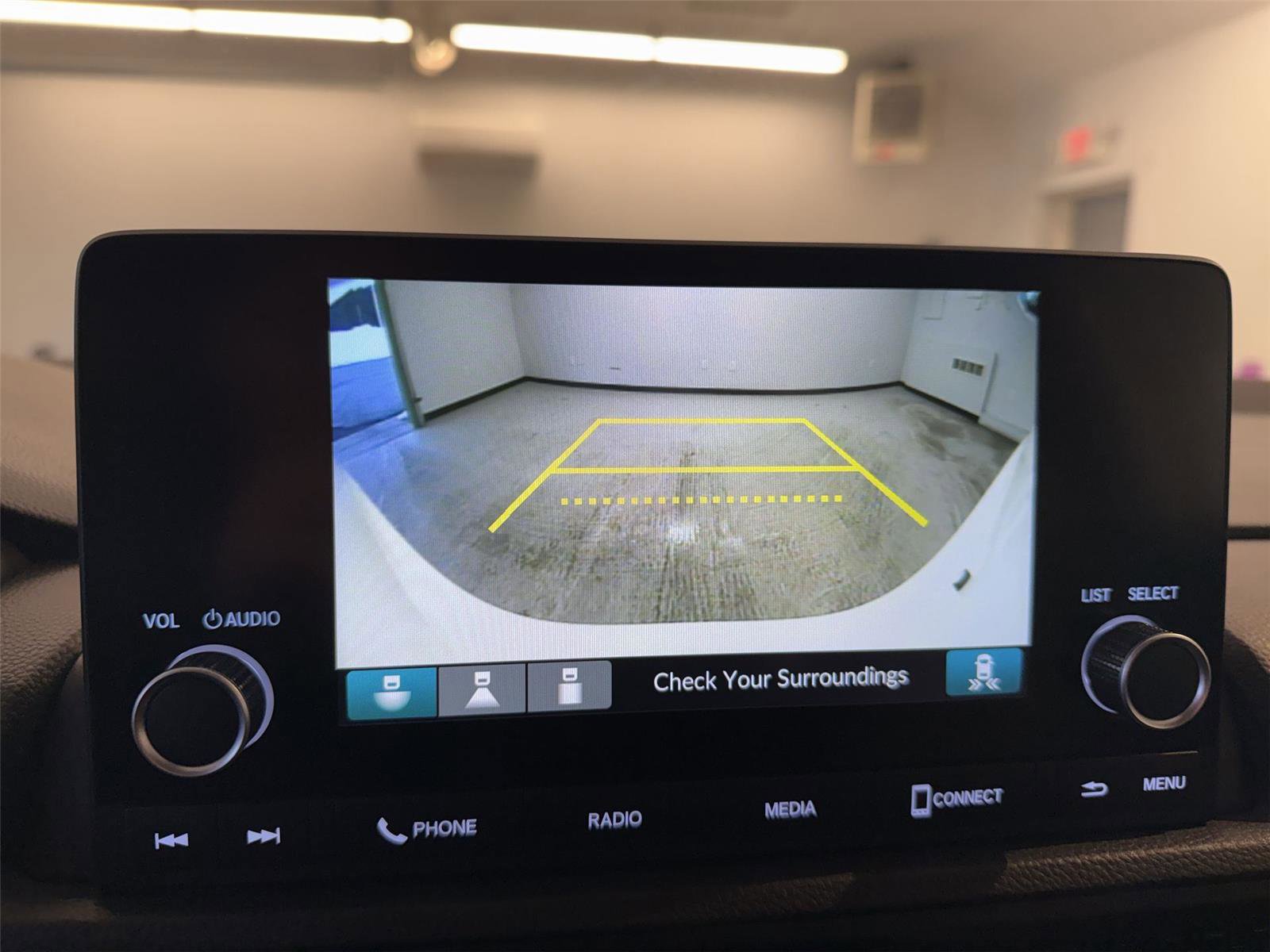 Used 2025 Honda CR-V EX image 23