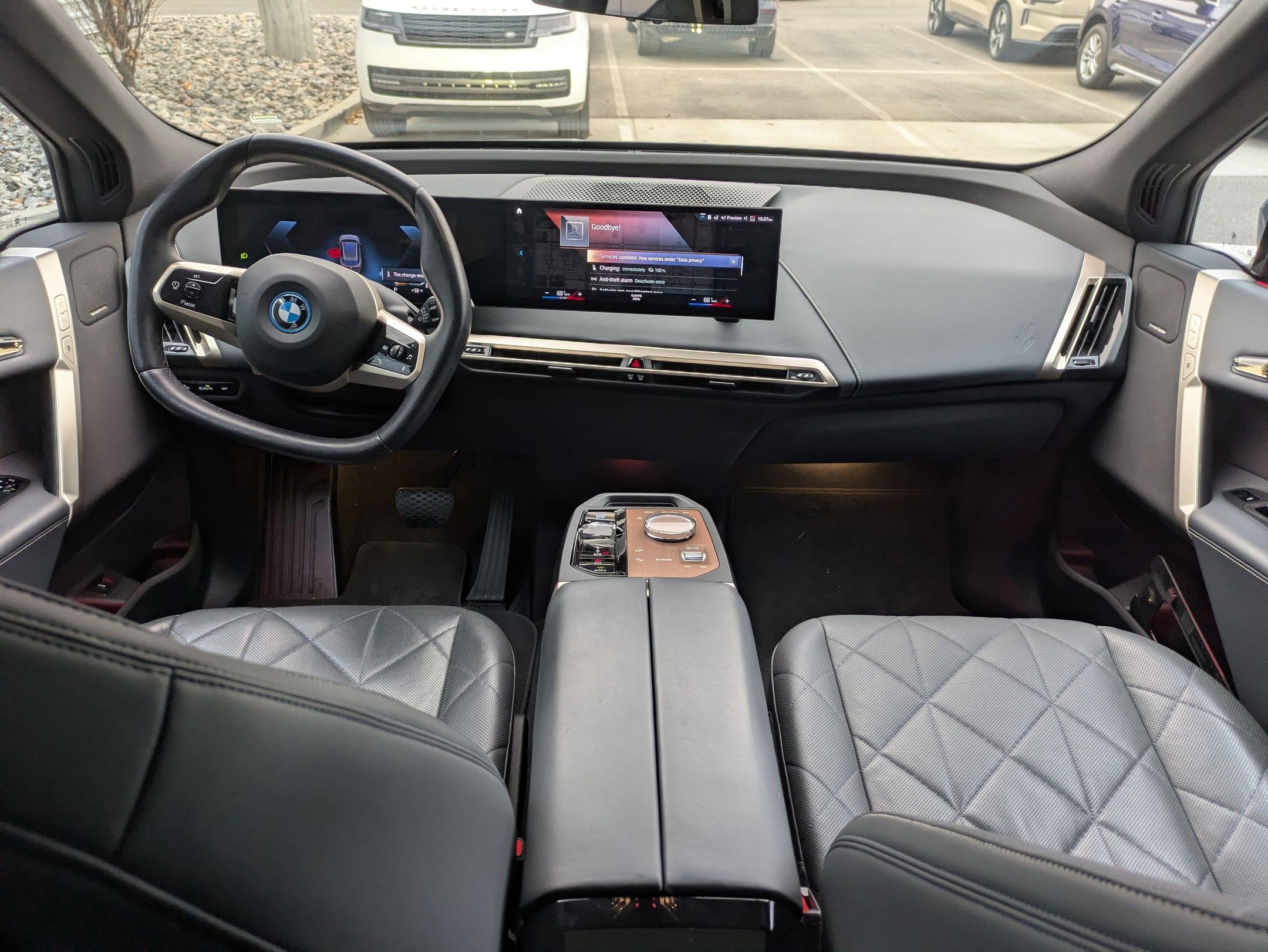 Used 2022 BMW iX xDrive50 w/ Premium Package image 26