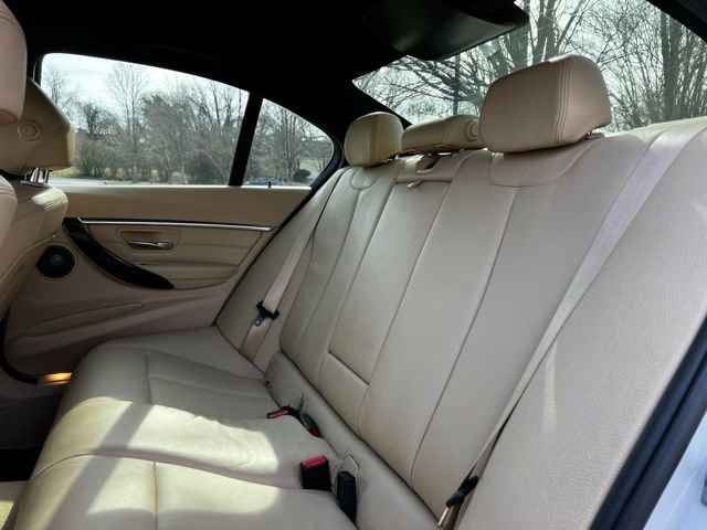 Used 2016 BMW 340i Sedan image 18