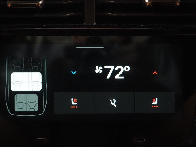 Used 2024 Rivian R1S AWD Adventure image 29