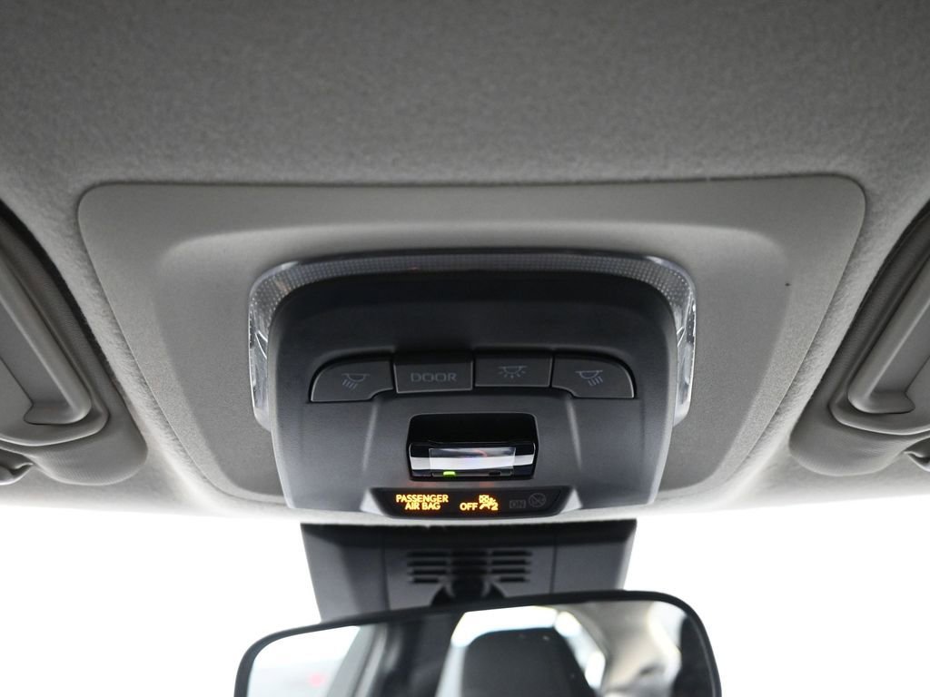 Certified 2025 Toyota Corolla LE image 17