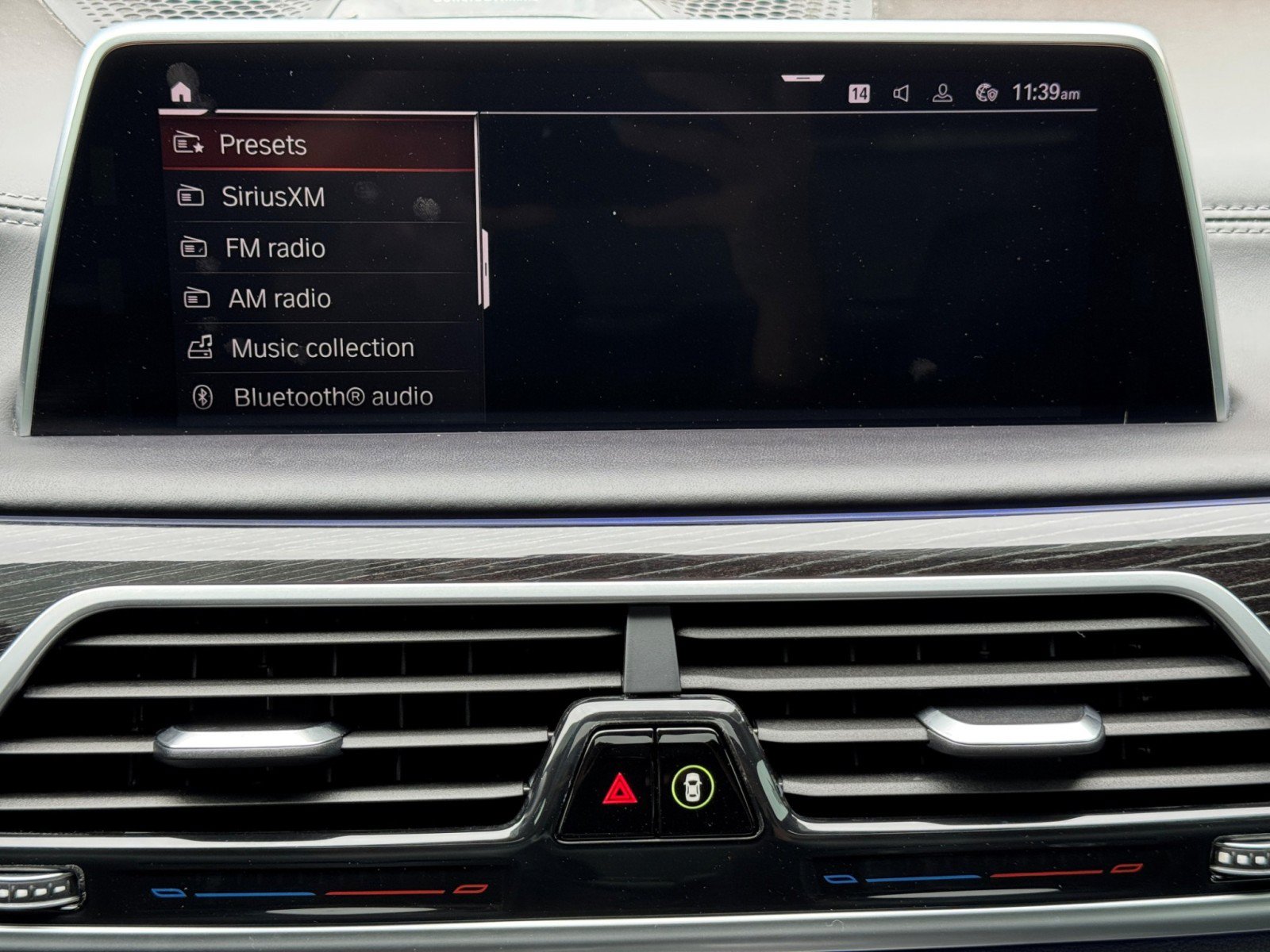 Used 2020 BMW 750i xDrive w/ Executive Package AWD/4WD image 29
