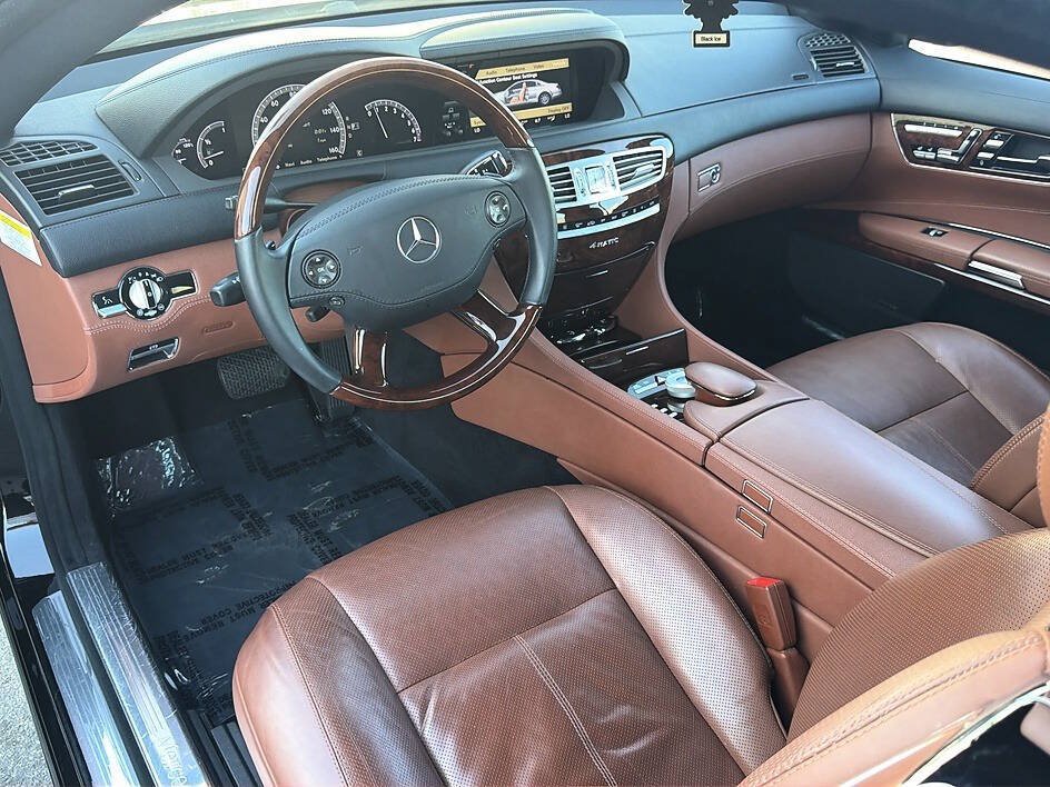 Used 2010 Mercedes-Benz CL 550 4MATIC image 6