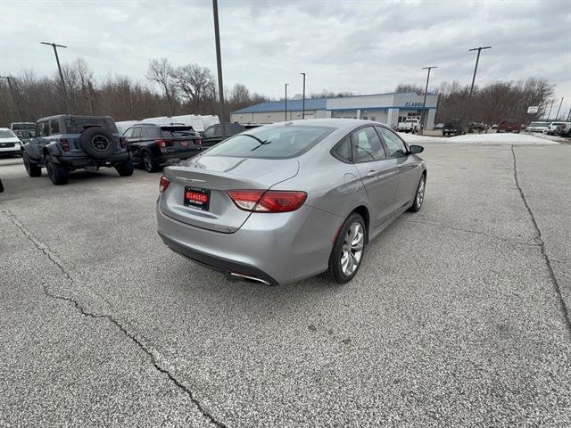 Used 2015 Chrysler 200 S image 7
