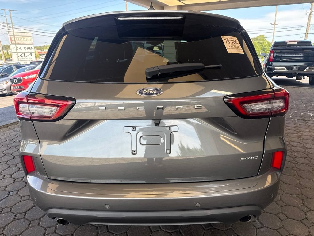 Certified 2023 Ford Escape ST-Line w/ Tech Pack #1 AWD/4WD image 7