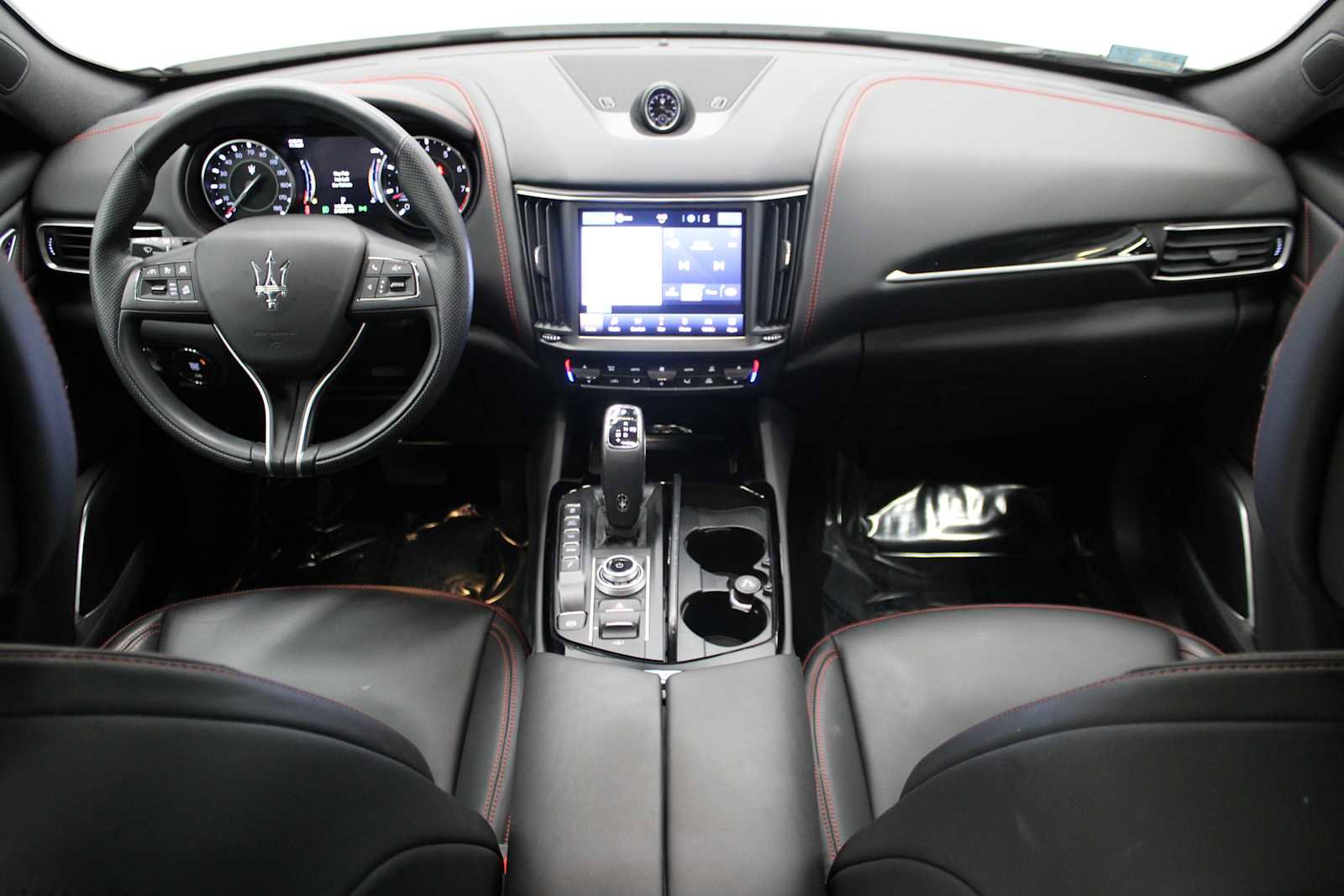 Used 2022 Maserati Levante GT image 19