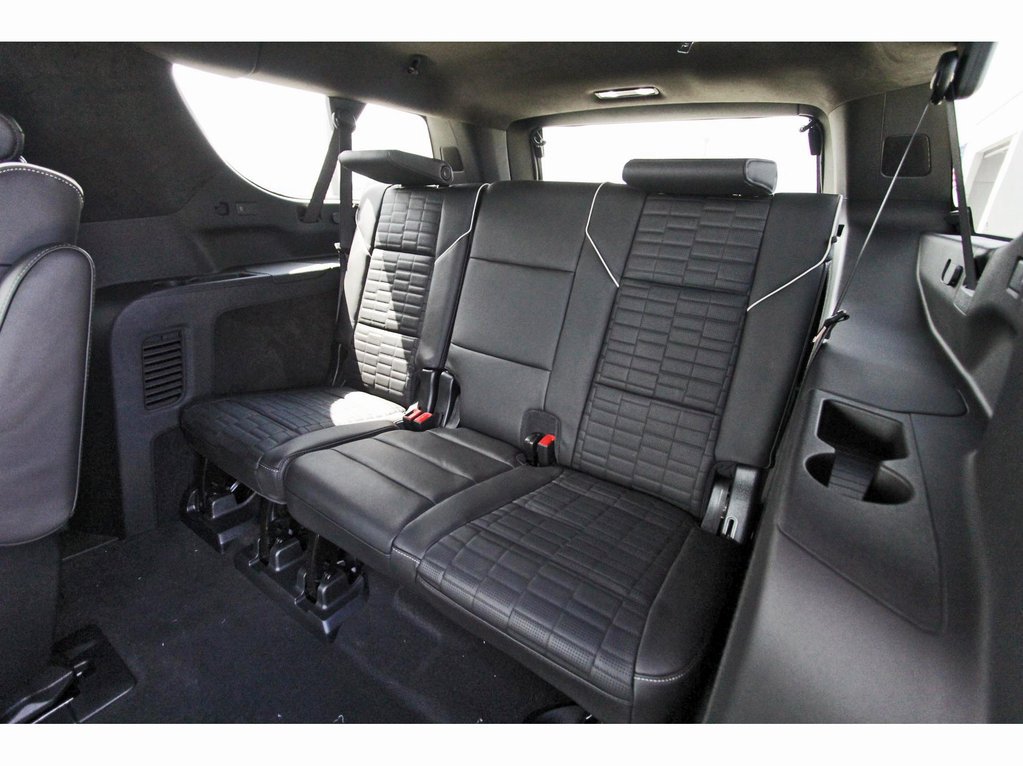 New 2026 Cadillac Escalade ESV V w/ LPO, ONYX Package AWD/4WD image 13