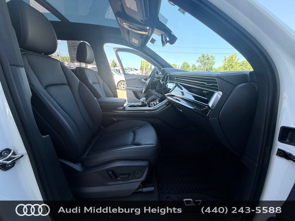 Certified 2025 Audi Q7 3.0T Premium Plus w/ Premium Plus Package AWD/4WD image 20