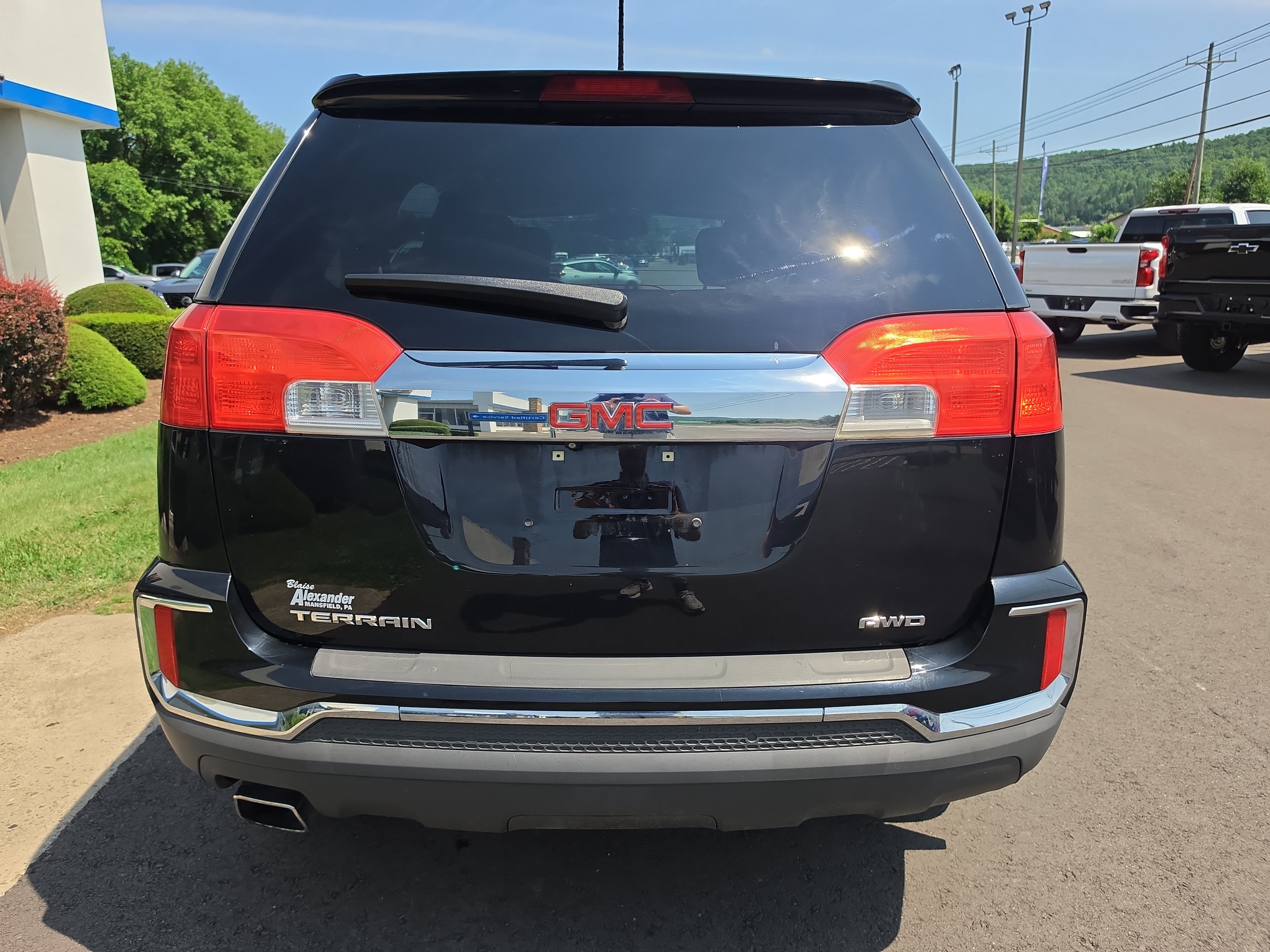 Used 2016 GMC Terrain SLE w/ Convenience Package AWD/4WD video 4