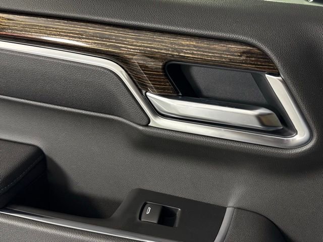 Used 2025 GMC Sierra 1500 Elevation image 24