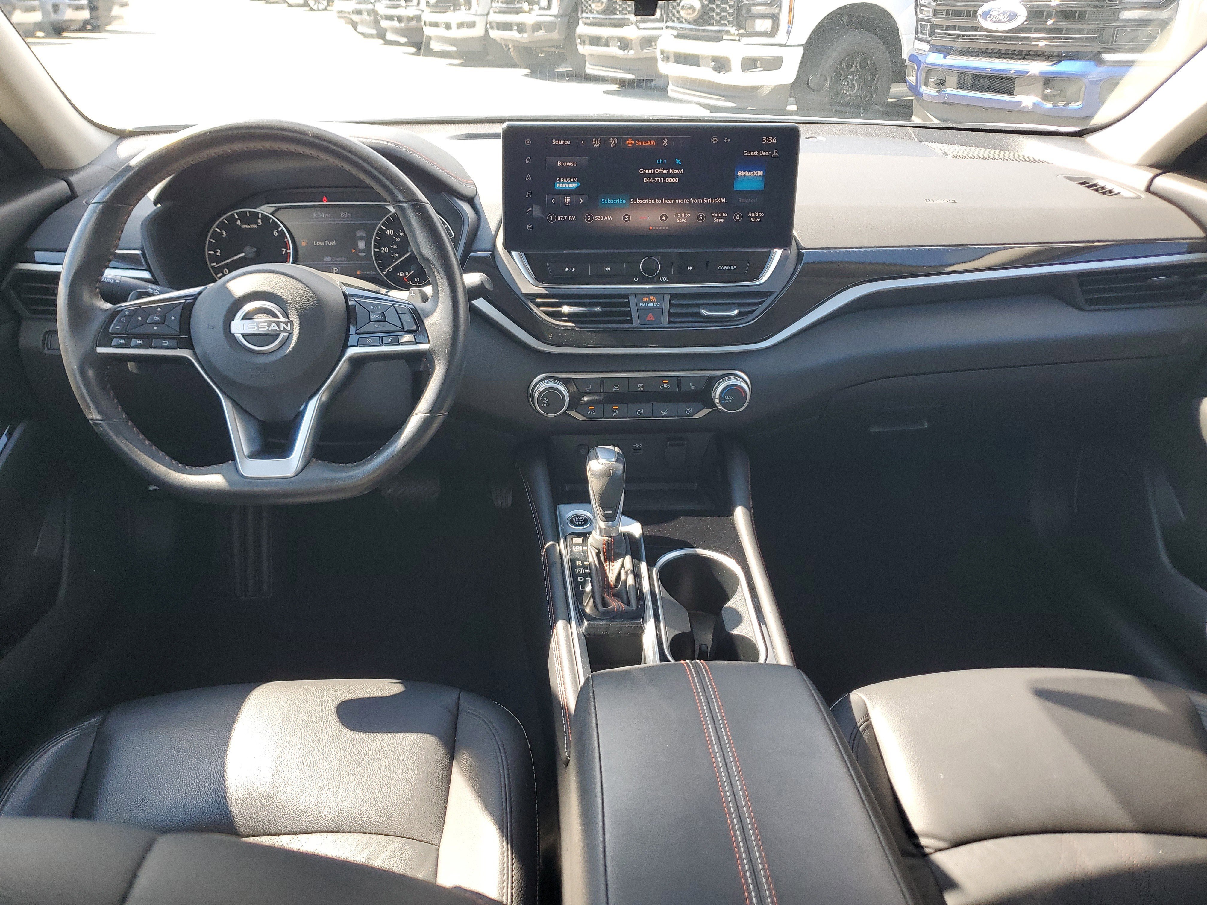 Used 2024 Nissan Altima 2.5 SR w/ SR Premium Package image 15